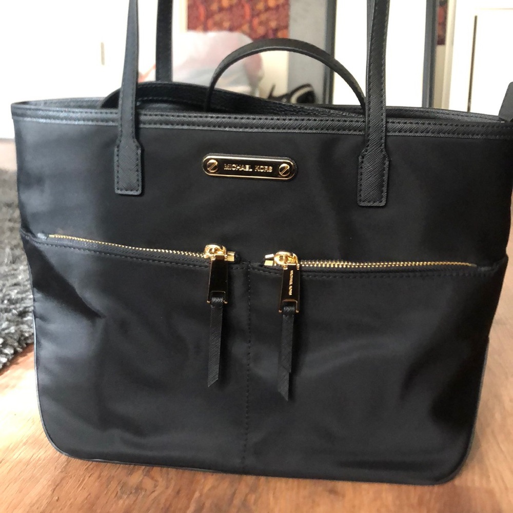 Michael Kors kempton medium nylon tote